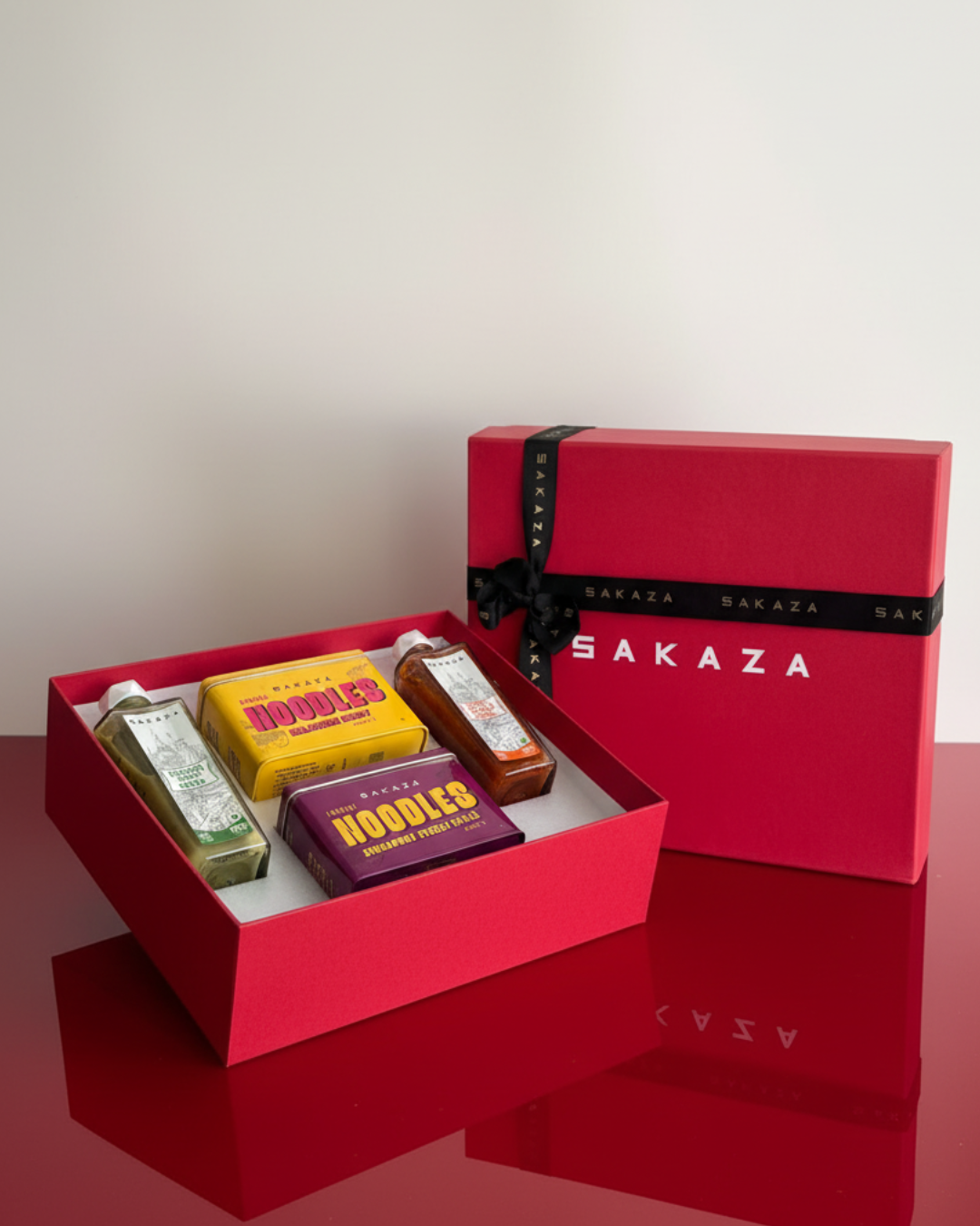 Sakaza Signature Collection: Non-Alcoholic Spirit-Inspired Sauces & Gourmet Noodle Gift Set
